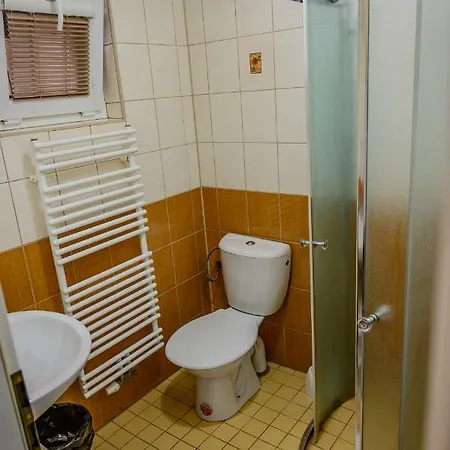 Tyra Guest house